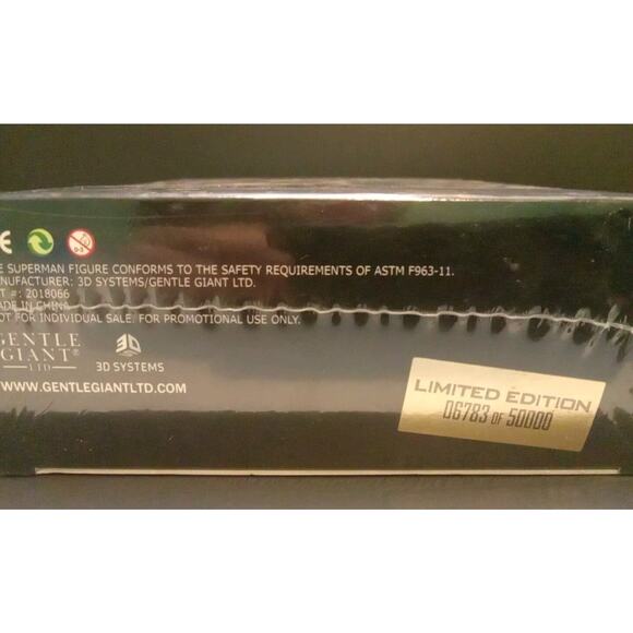 The Death of Superman Blu-ray/DVD 2018 With Figurine 06783 Of 50000 (Sealed) New - Picture 4 of 4